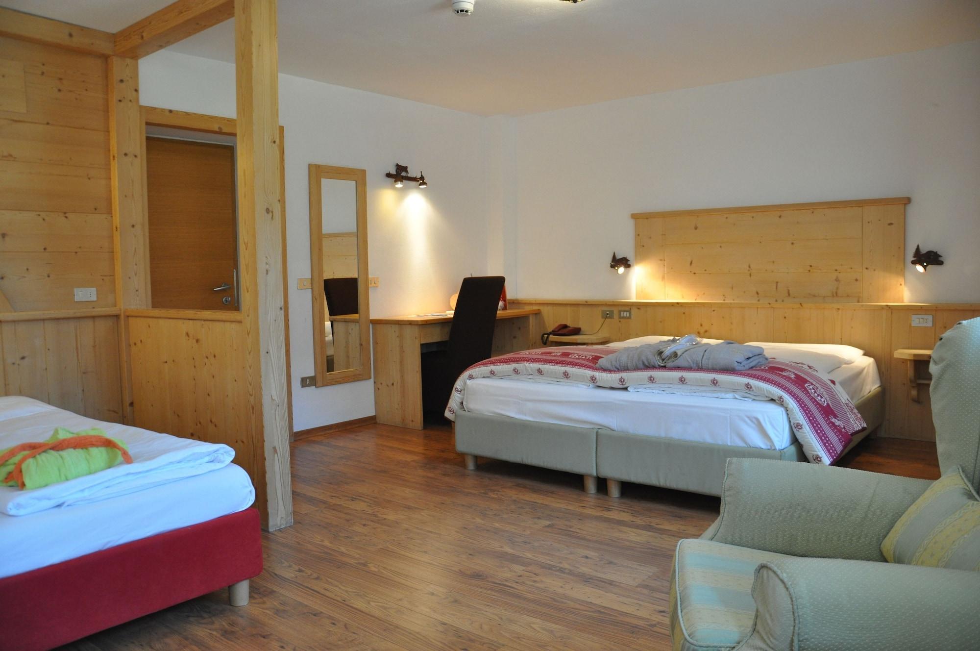 Alpenlife Hotel Someda Moena Exterior foto