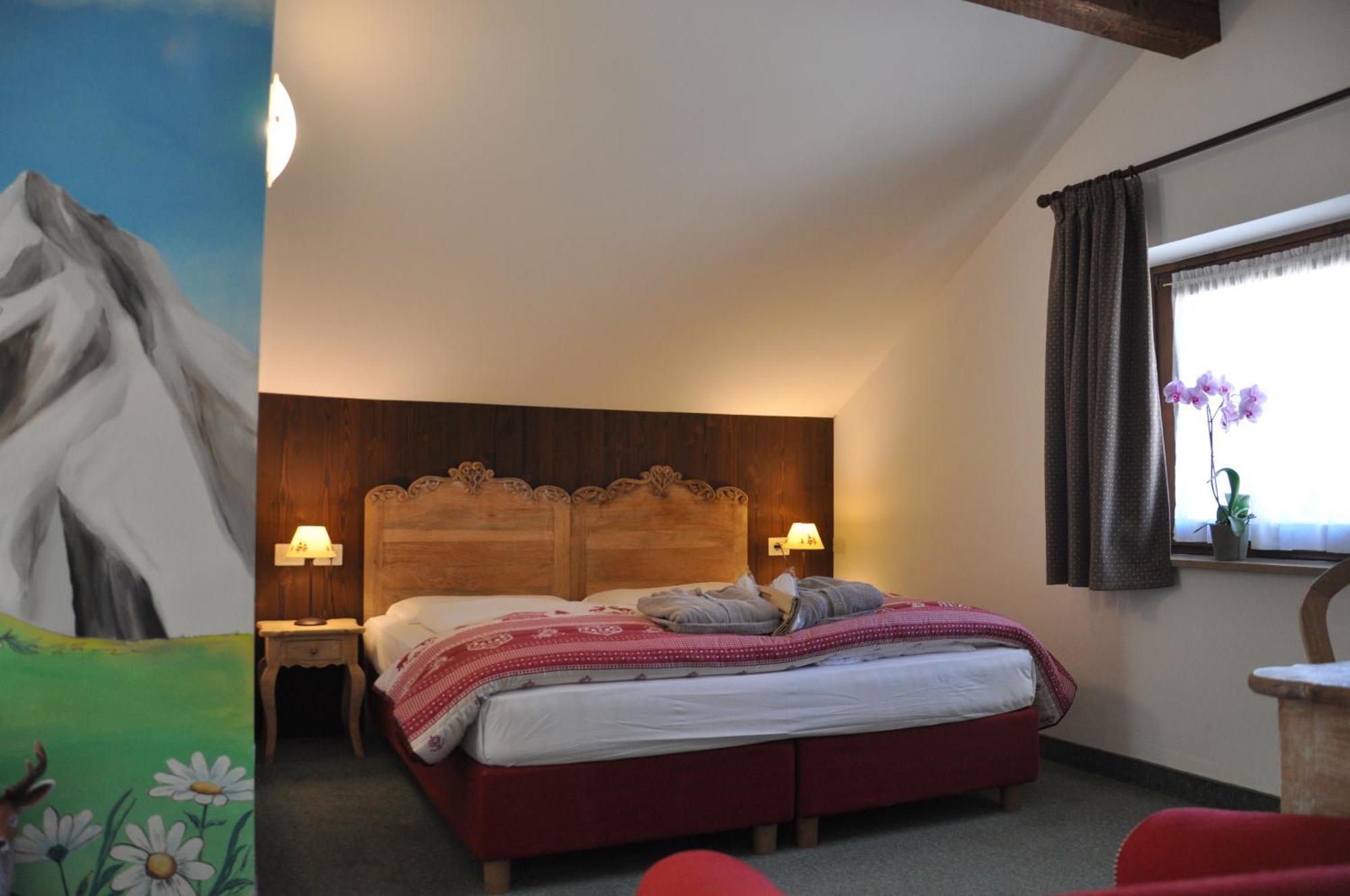 Alpenlife Hotel Someda Moena Exterior foto